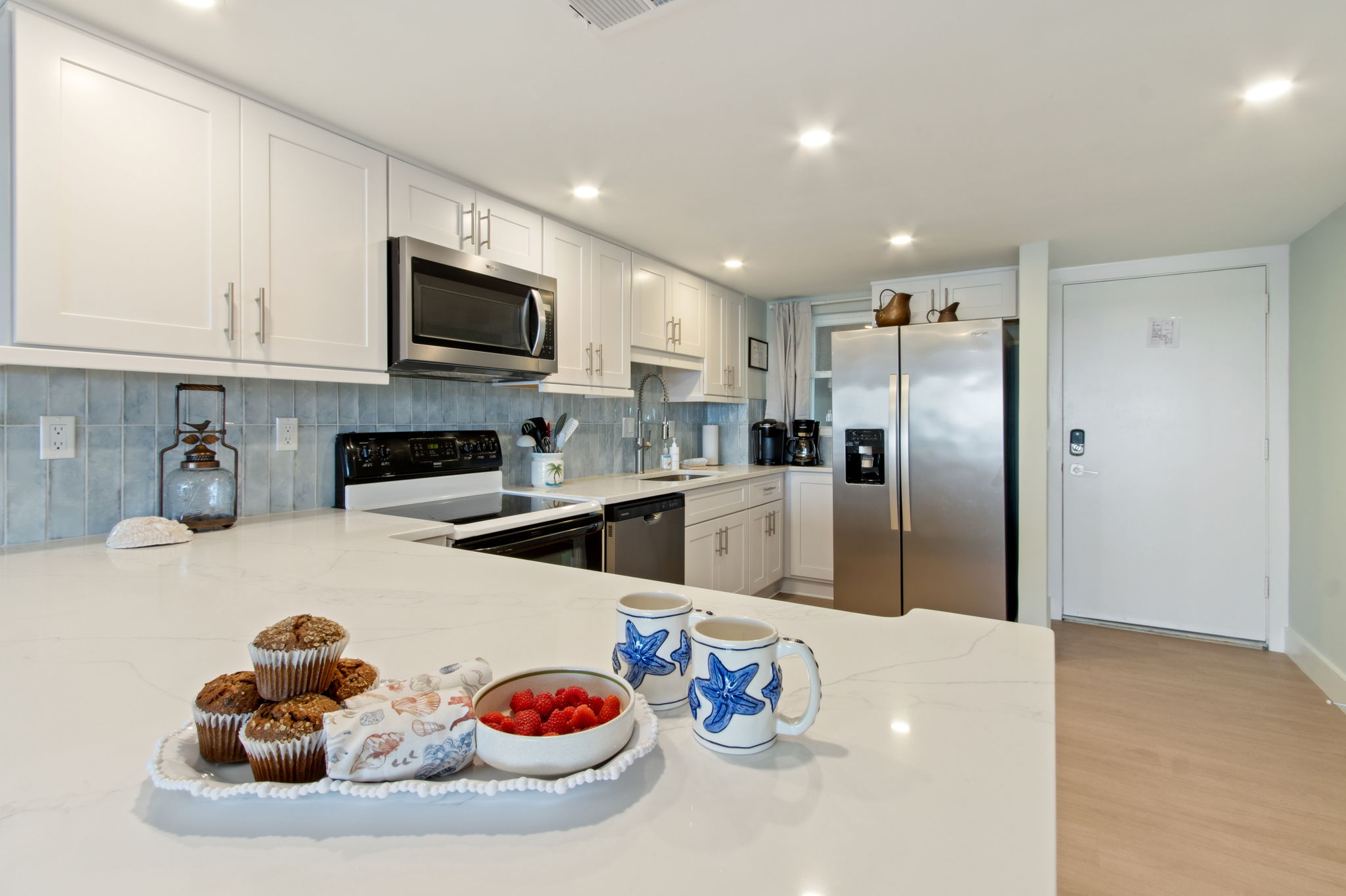 16-web-or-mls-3350 S Fletcher Ave H2-8