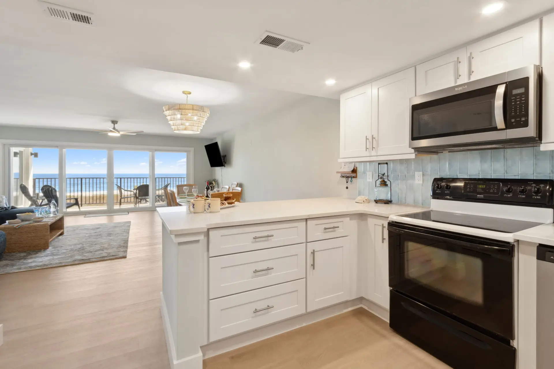 17-web-or-mls-3350 S Fletcher Ave H2-6