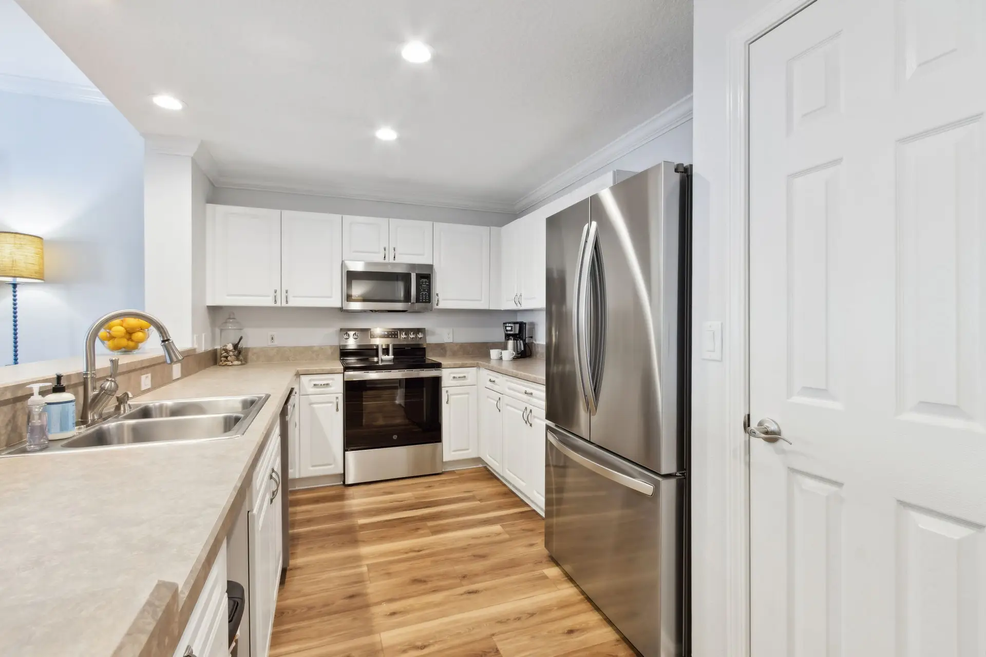 25-web-or-mls-403 Tarpon Ave Unit 210-29