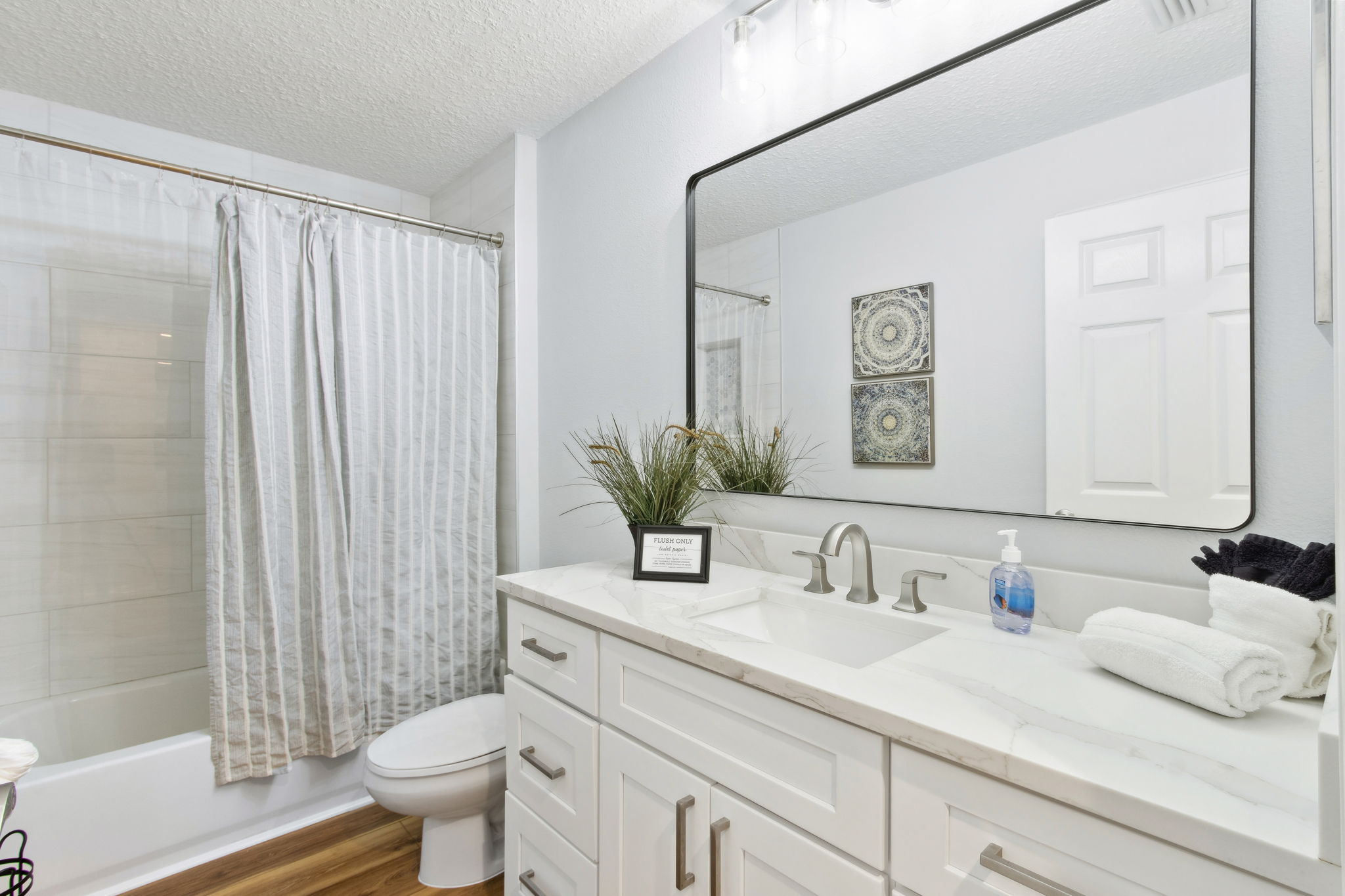 37-web-or-mls-403 Tarpon Ave Unit 210-21