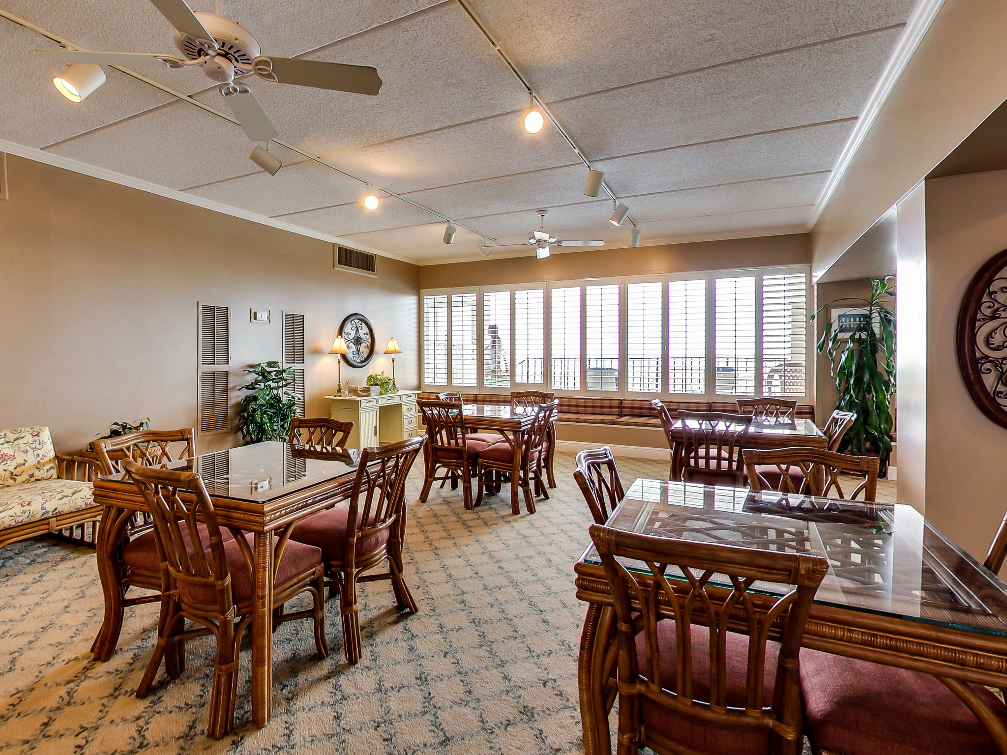 53-web-or-mls-Amelia South Hi-Res (13)