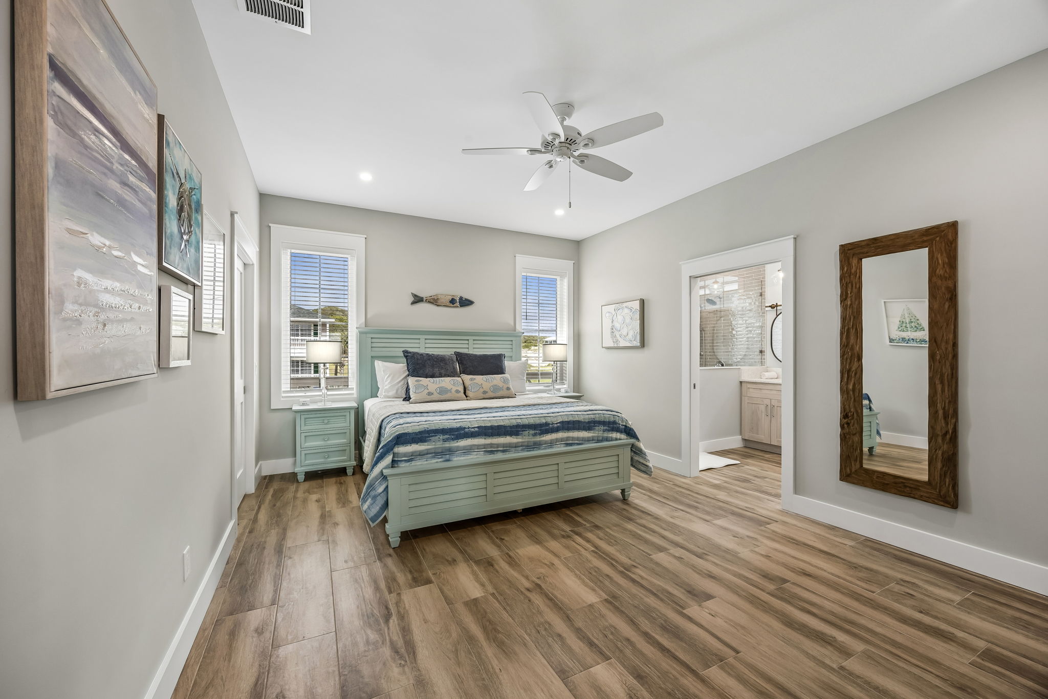 72-web-or-mls-5532 Gregg St (43 of 100)