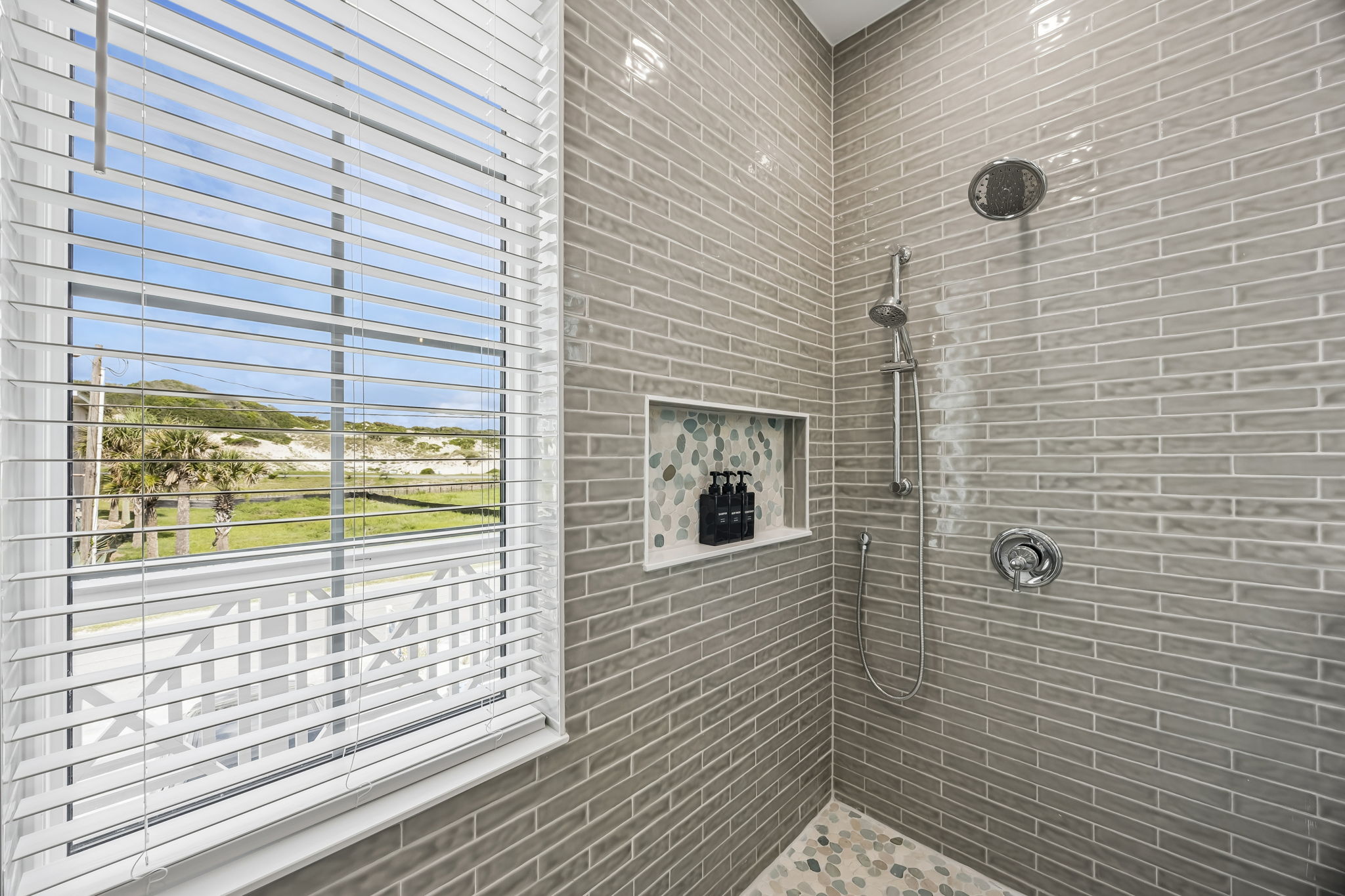76-web-or-mls-5532 Gregg St (47 of 100)